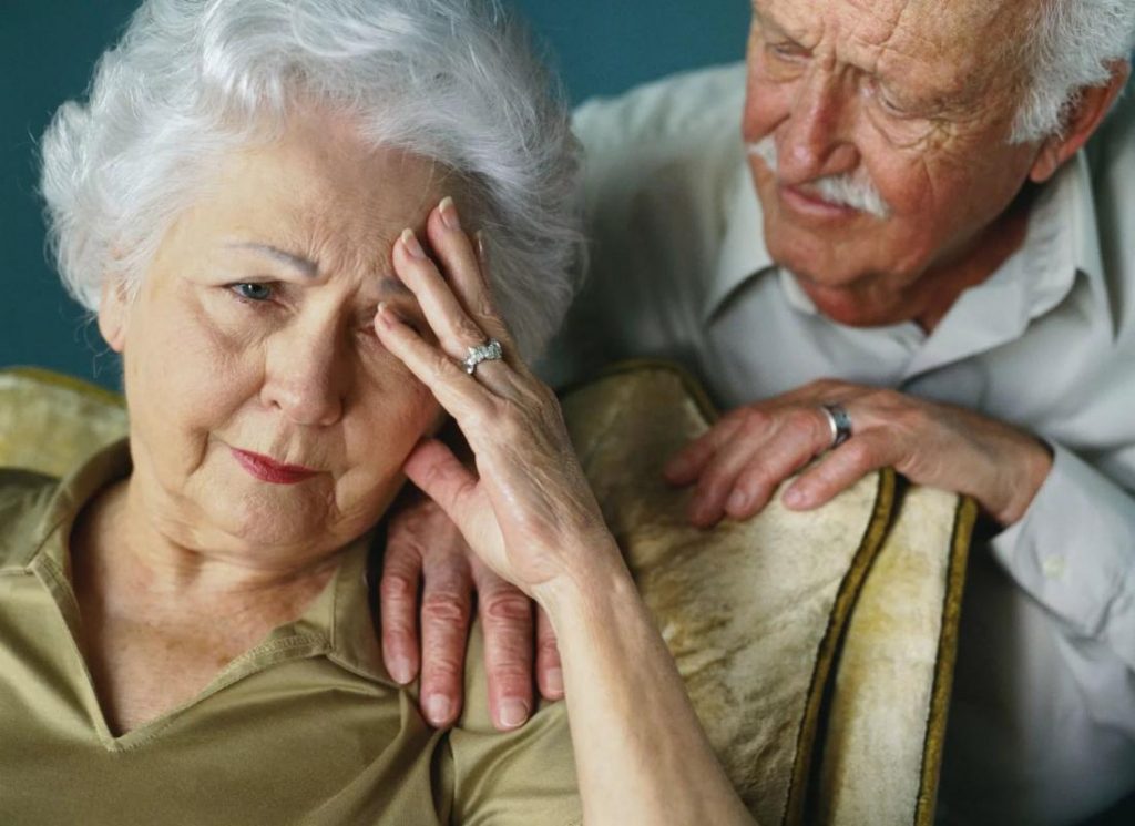 Причины и лечение головокружения у пожилых людей
