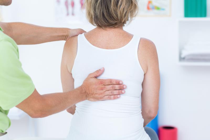 Может ли возникнуть кашель при остеохондрозе грудного отдела?