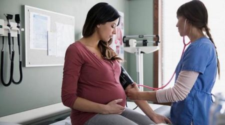 Повышенное и пониженное давление у беременных, согласно таблицам норм возрастного АД