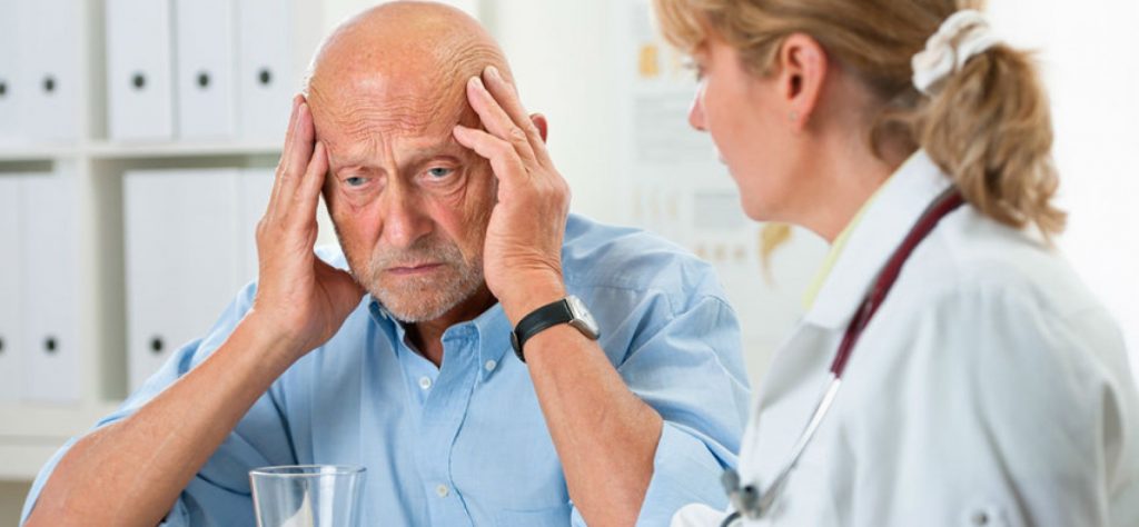 Причины и лечение головокружения у пожилых людей